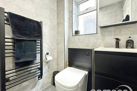 8 Ely Close, Frimley, Camberley, GU16 9FB