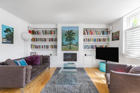 3 Lock Road, Richmond, TW10 7LQ