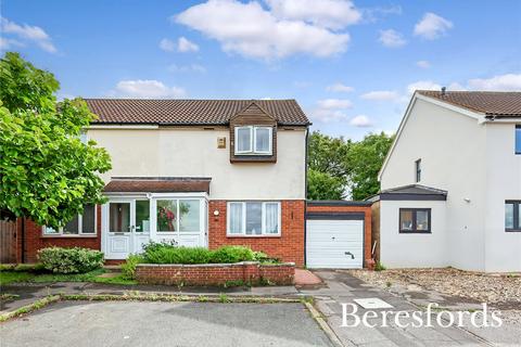 3 bedroom end of terrace house for sale, Dorchester Road, Billericay, CM12