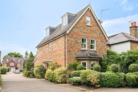 4 bedroom detached house for sale, Cranbourne Close, Hersham, Walton-on-Thames, KT12