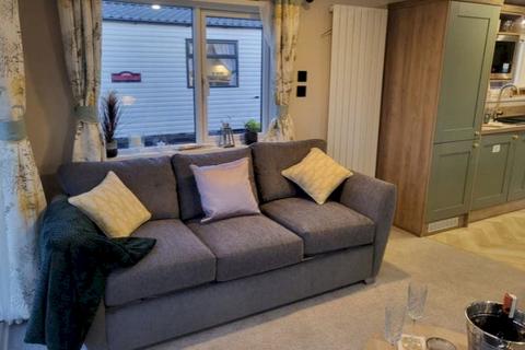 2 bedroom static caravan for sale, Suffolk Sands Holiday Park, , Carr Road IP11