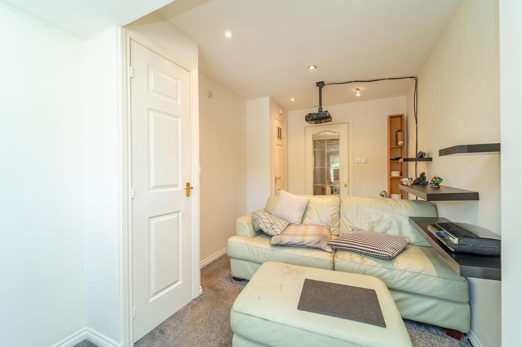 Sitting/Family Room