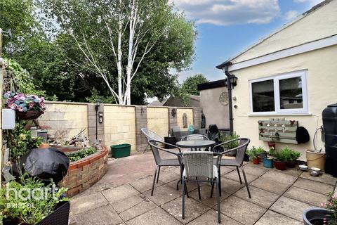 3 bedroom semi-detached house for sale, Redwick Road, Bristol