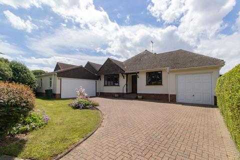 3 bedroom detached bungalow for sale, Fitzroy Avenue, Broadstairs, CT10