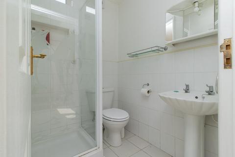 4 Fitzroy Avenue, Broadstairs, CT10 3LS