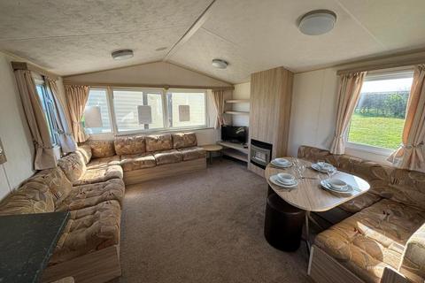 3 bedroom static caravan for sale, Sand le Mere Holiday Park