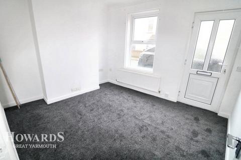 2 bedroom terraced house for sale, Exmouth Road, Great Yarmouth