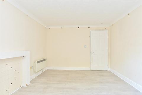 1 bedroom ground floor flat for sale, Ferrier Close, Parkwood, Gillingham, Kent