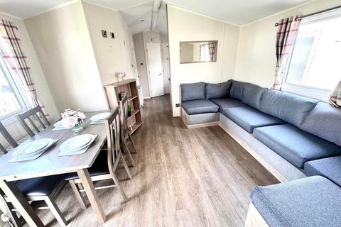 4 bedroom static caravan for sale, Seawick Holiday Park