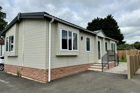 undefined, Edenbridge, Kent, TN8