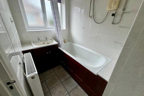 16 Langford Drive, Luton, LU2 9AJ