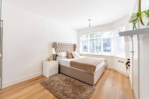3 bedroom flat for sale, Manor Road, Harrow, HA1