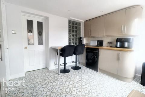 3 bedroom end of terrace house for sale, Bright Street, Swindon