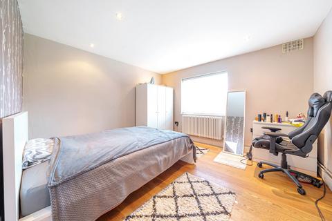 2 bedroom maisonette for sale, St. Peters Road, Uxbridge, Middlesex