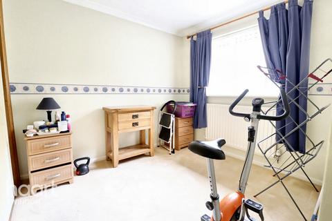 53 Boundary Close, Swindon, SN2 7TG