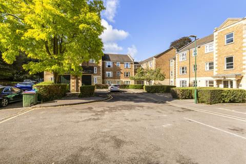 1 bedroom flat for sale, Walnut Mews, SM2