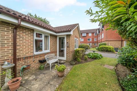 2 bedroom bungalow for sale, Allingham Court, Farncombe GU7