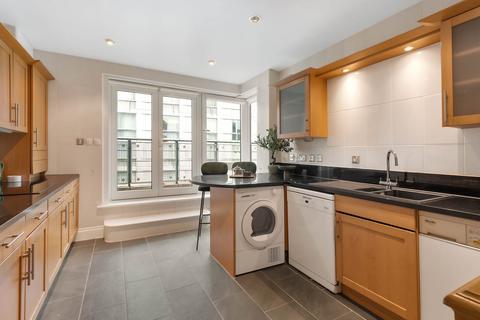 3 bedroom flat for sale, Warren House, Beckford Close, London