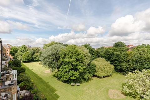 3 bedroom flat for sale, Sutherland Avenue, Little Venice W9.