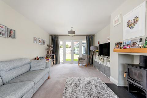 4 bedroom detached house for sale, Fairfield Close, Haddenham, Aylesbury, Buckinghamshire, HP17