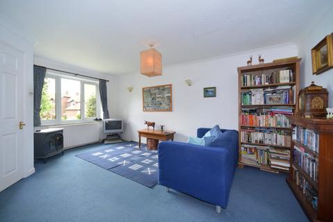 3 bedroom semi-detached house for sale, Woodberry Close, Godalming GU8