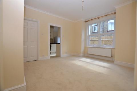 3 bedroom apartment for sale, Mersham Road, Thornton Heath