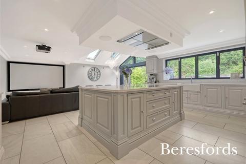 22 Carson Road, Billericay, CM11 1SA
