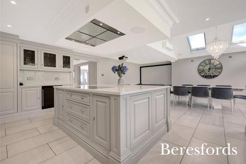 22 Carson Road, Billericay, CM11 1SA