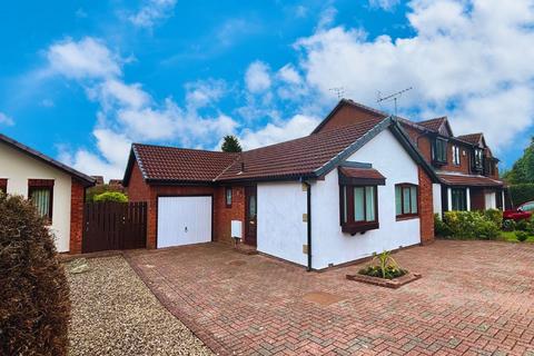 2 bedroom bungalow for sale, Westminster Way, Church Green, Newcastle upon Tyne, NE7