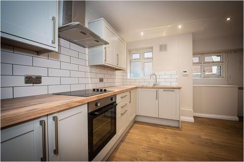 2 bedroom flat to rent, Lidgett Lane, Leeds LS17