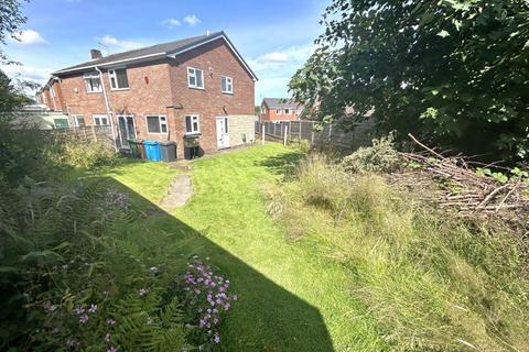 5 Tavistock Drive, Chadderton, Oldham, OL9 0RQ