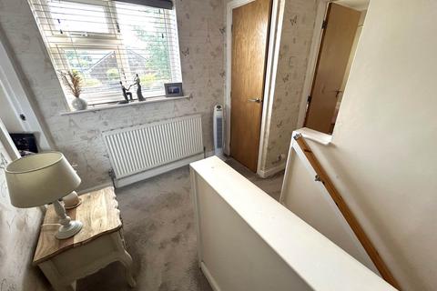 5 Tavistock Drive, Chadderton, Oldham, OL9 0RQ