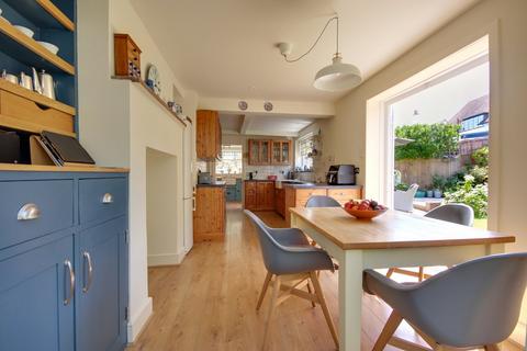 5 bedroom detached house for sale, Wood Lane, Milford on Sea, Lymington, SO41