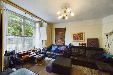 4 bedroom semi-detached house for sale, Eastworth Road, Chertsey, Surrey, KT16