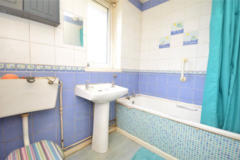 31 Aberfield Drive, Leeds, LS10 3PX