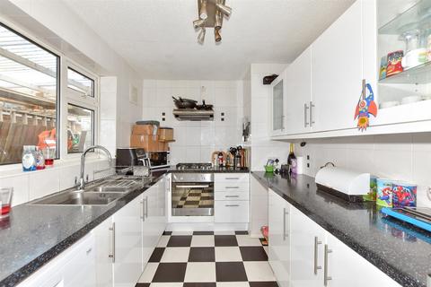 2 bedroom chalet for sale, Yew Tree Road, St. Mary's Bay, Romney Marsh, Kent