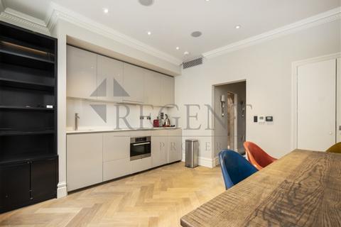 1 bedroom apartment for sale, Chambers House, Broad Court, WC2B