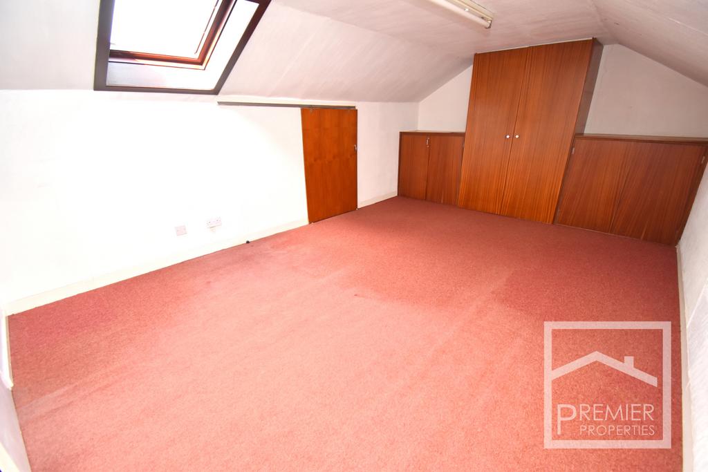 Loft Room 1