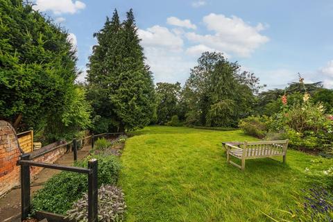 Flat 4, 10 Lansdowne Crescent, Worcester, WR3 8JE