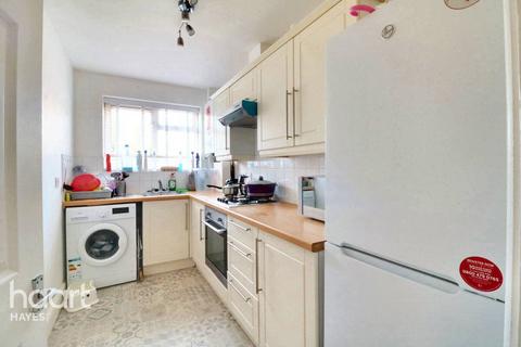 2 bedroom maisonette for sale, Tudor Road, Hayes