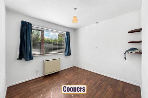 1 bedroom flat to rent, Fenside Avenue, Leaf Court Fenside Avenue, CV3