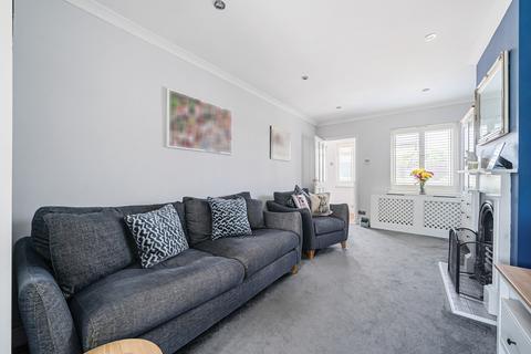 6 Barton Road, Sutton At Hone, Dartford, DA4 9EA