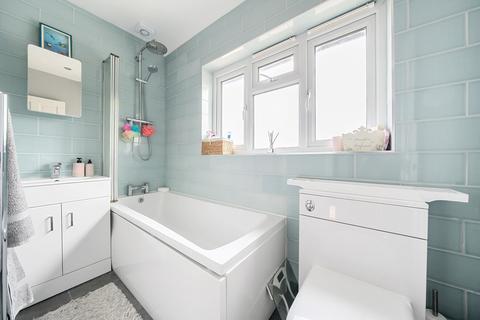 6 Barton Road, Sutton At Hone, Dartford, DA4 9EA
