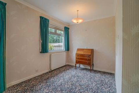 32 Bainfield Road, Cardross, Dumbarton, G82 5JQ