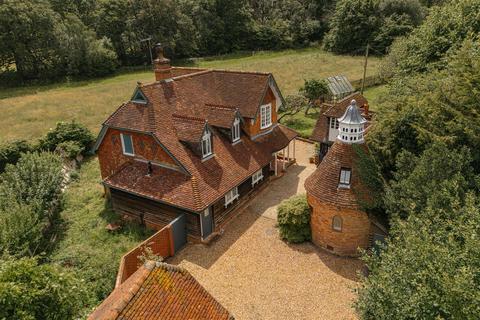 2 bedroom detached house for sale, Duxhurst Lane, Reigate