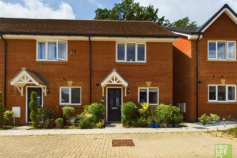 2 bedroom end of terrace house for sale, Withers Walk, Blackwater, Camberley, Hampshire, GU17