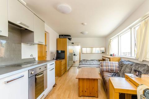 Studio for sale, Walnut Tree Close, Guildford, GU1