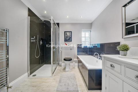 Flat 2, 6 Park Hill, Bromley, BR1 2JH