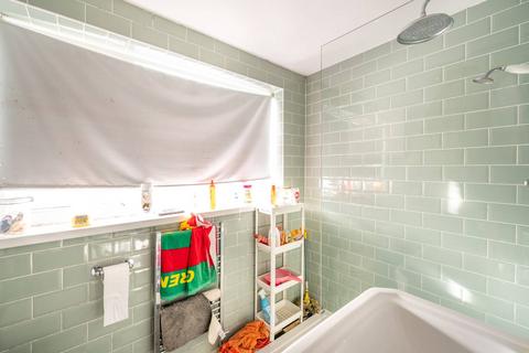 38 Cranbourne Road, London, E15 2DB