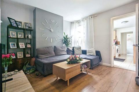 163 Elgar Road, Reading, RG2 0DH
